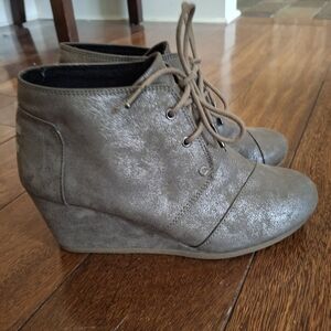 Toms Metallic Gray Wedge Ankle Boots